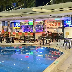 Hotel Istankoy ***